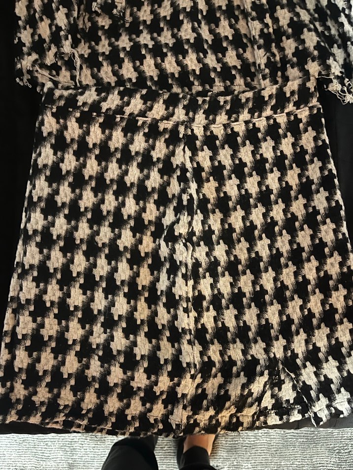 Kadın Siyah Beyaz Desenli Midi Ceket Etek Takım - Görsel 3