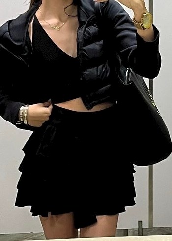 Zara Kadın Siyah Kapitone Kemerli Spor Ceket - Görsel 4