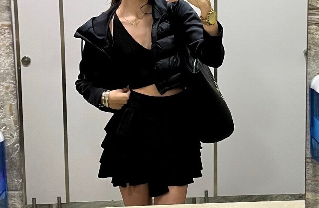 Zara Kadın Siyah Kapitone Kemerli Spor Ceket - Görsel 4