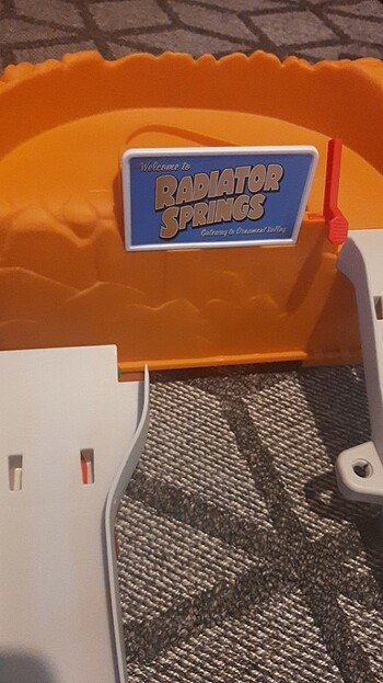 Cars Radiator Springs - Görsel 7