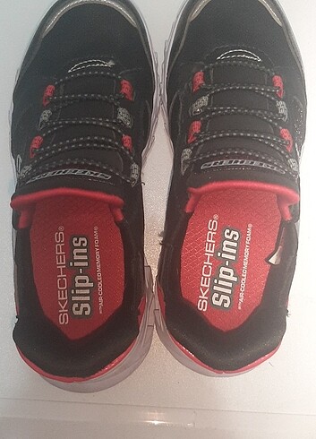 33 Beden Skechers 33 numara
