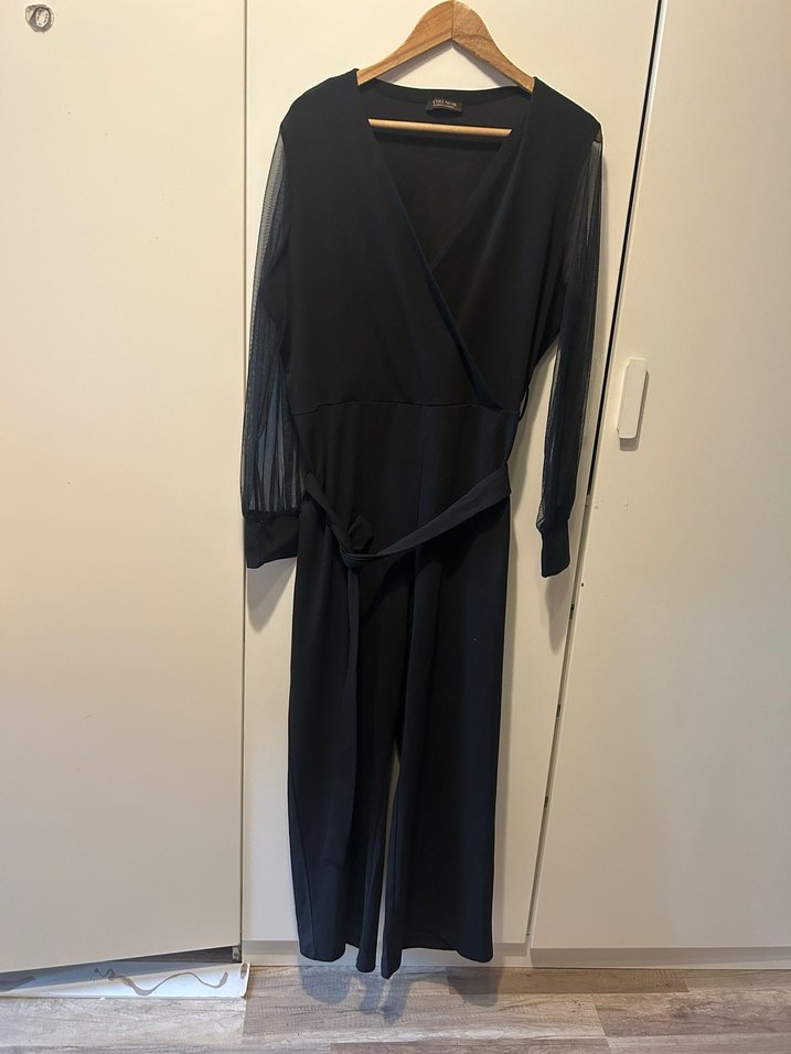 Siyah V Yaka  Tulum - Görsel 2