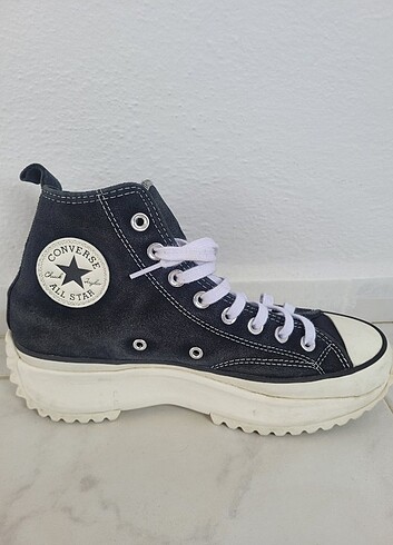 Converse run star hike