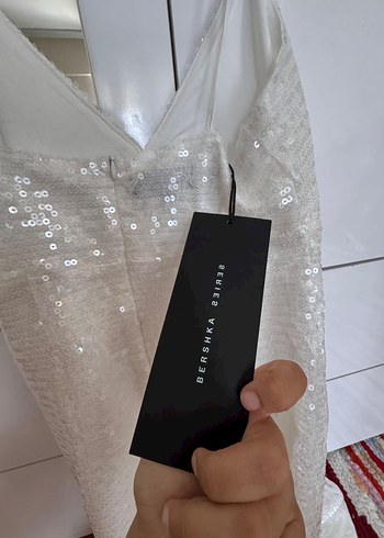 Bershka Beyaz pullu elbise