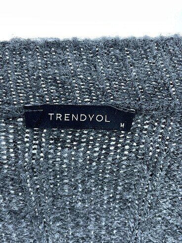 m Beden gri Renk Trendyol & Milla Hırka %70 İndirimli.