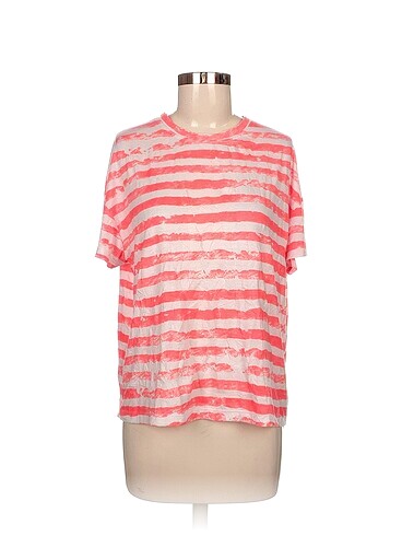 Diğer T-shirt %70 İndirimli.