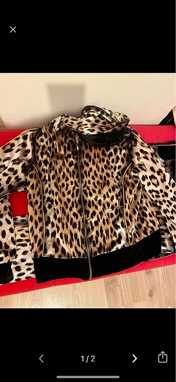 LEOPAR KADİFE EŞOFMAN TAKIMI