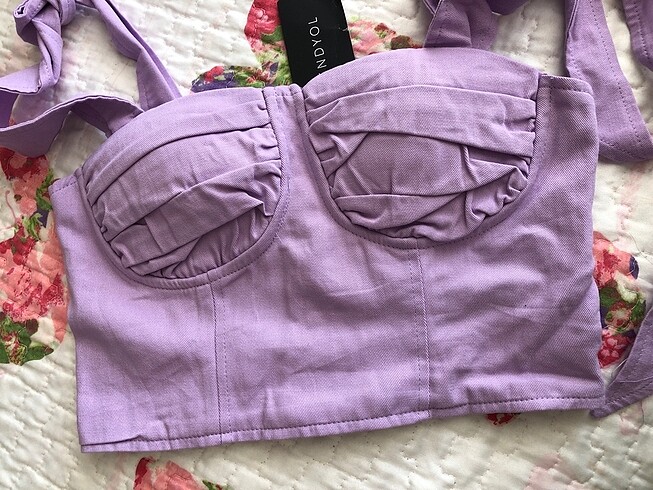 Lila askılı büstiyer