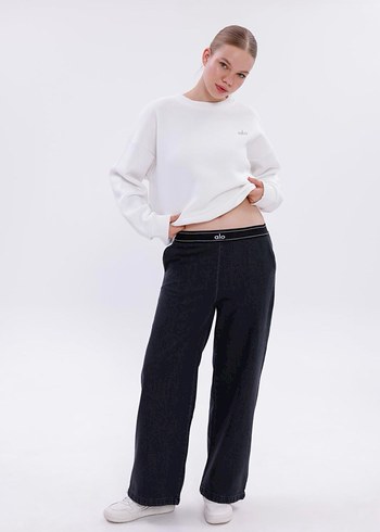 Alo yoga sweatshirt