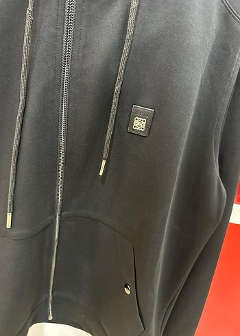 Fermuarlı Siyah Kapüşonlu Bayan Sweatshirt - Görsel 3