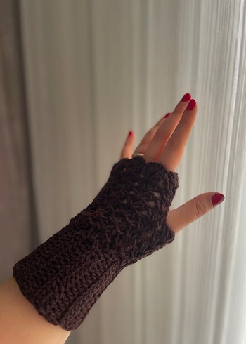 Kahverengi Örgü Parmaksız Kadın Eldiveni - Görsel 2