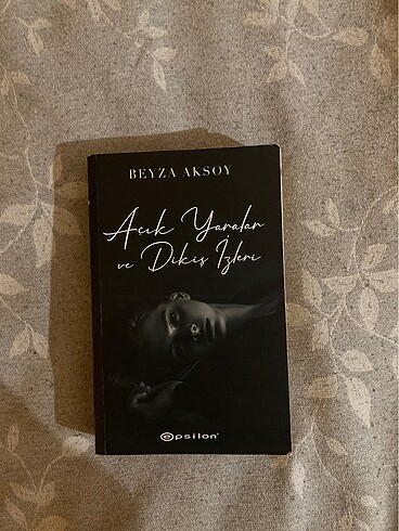 açık yaralar ve dikiş izleri