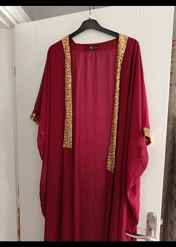 Bordo kolları pullu abaya - Görsel 2