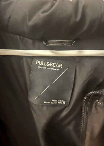 m Beden siyah Renk Pull & Bear Siyah Parlak Deri Kadın Ceket