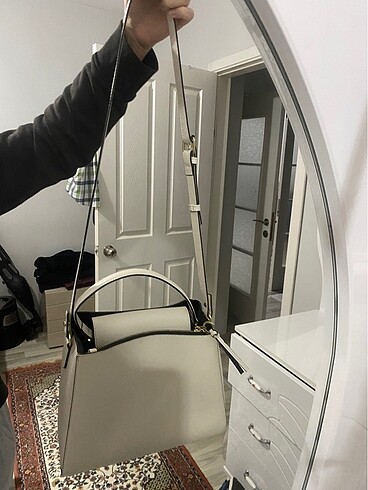 Zara beyaz çanta