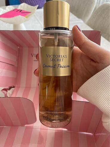Victoria secret cocanat possion