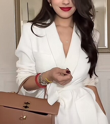 Zara Zara beyaz kemerli blazer ceket