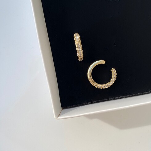 Gold Kıkırdak Küpe