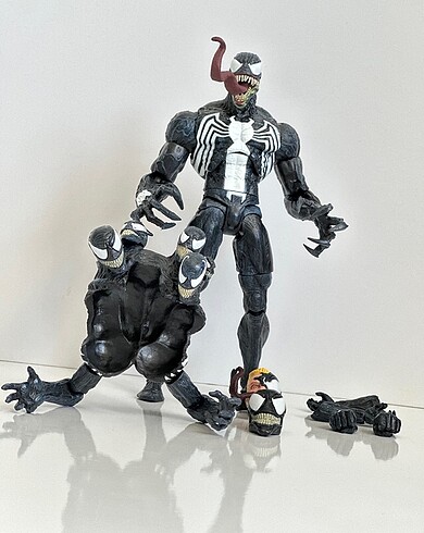  Beden Marvel Legends Select Venom