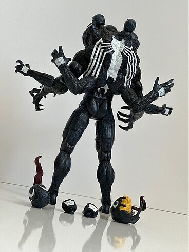  Marvel Legends Select Venom