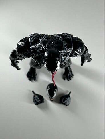 Beden Marvel Legends Venom