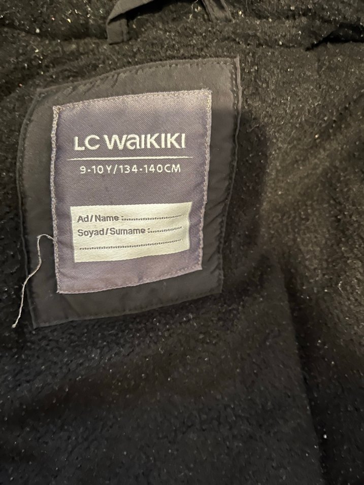 Kapüşonlu Siyah Erkek Çocuk Kaban - Görsel 2