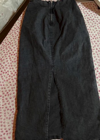 Siyah Yırtmaçlı midi Etek - Görsel 5