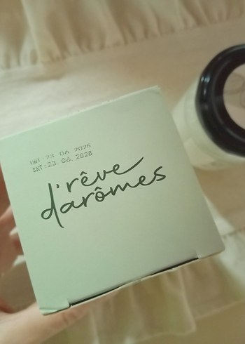 Hindistan Cevizi Yağı İçeren Vücut Kremi - Görsel 2