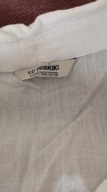 LC Waikiki Beyaz gömlek 
