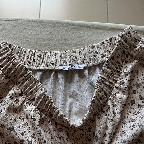 38 Beden addax çiçekli fairytale vintage bej uzun etek