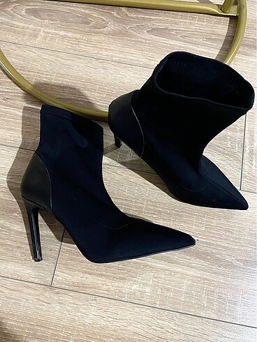 elle shoes