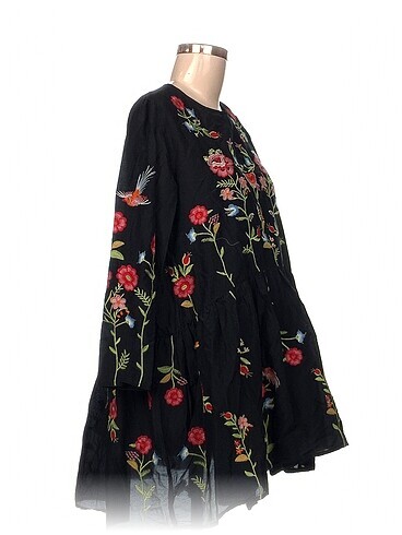 Zara Zara Kısa Elbise %70 İndirimli.