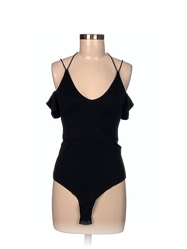 Stradivarius Bluz %70 İndirimli.