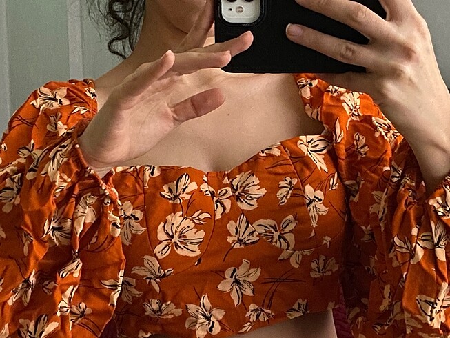 Crop şık bluz desenli
