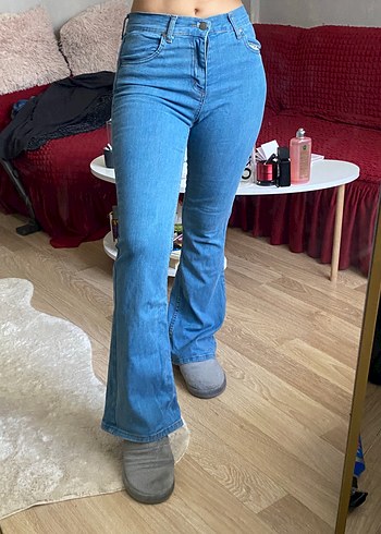 Düğmeli Bol Kesim Mavi Kadın Kot Pantolon - Görsel 4