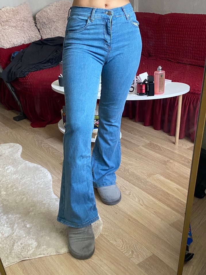 Düğmeli Bol Kesim Mavi Kadın Kot Pantolon - Görsel 4