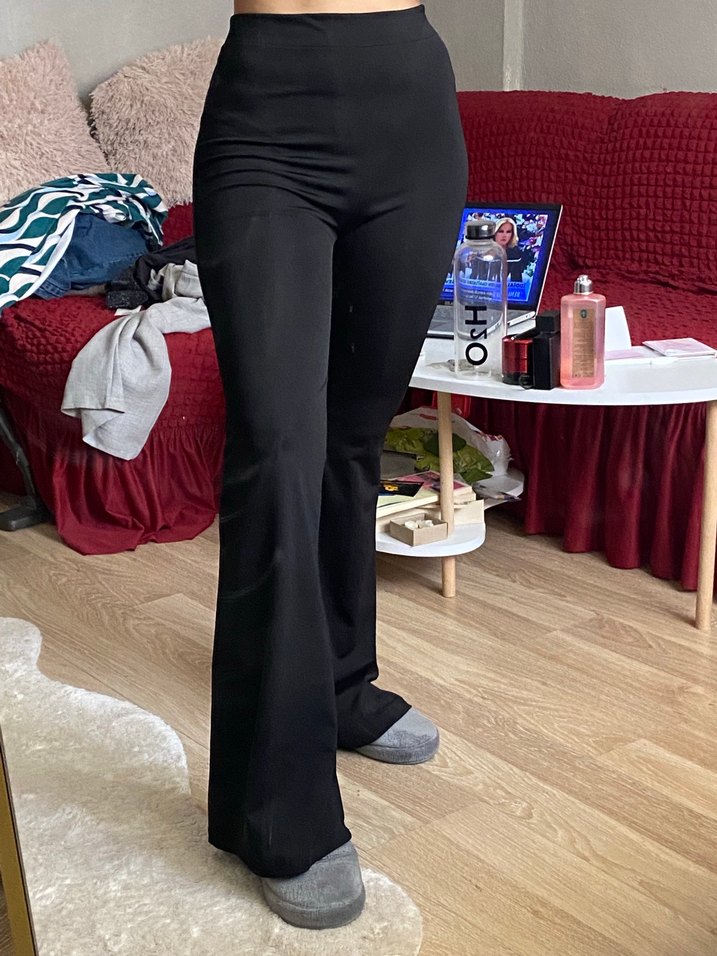 Siyah Kadın Normal Boy İspanyol Paça Pantolon - Görsel 3