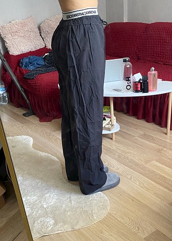 Gri Kemerli Rahat Kesim Kadın Pantolon - Görsel 2