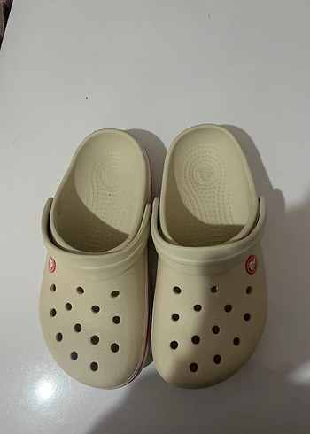 Crocs 36