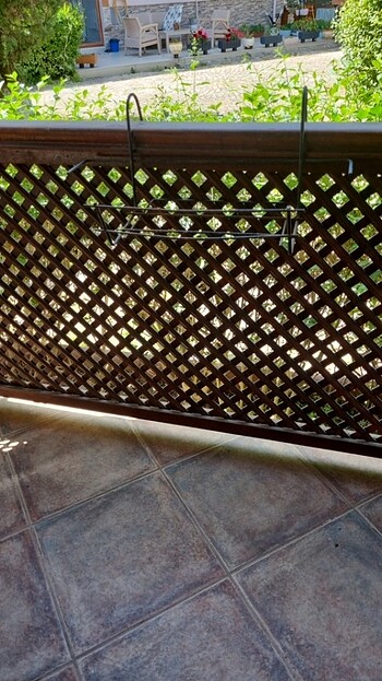 Metal balkon çiçek askısı
