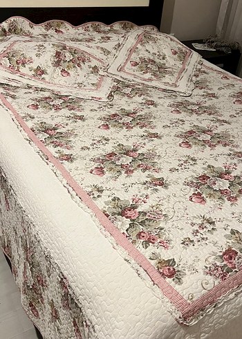Beyaz Çiçek Desenli Yatak Örtüsü - Görsel 8
