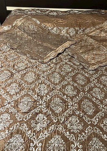 Metalik Kahverengi yeşil arası gümüş desenli Yatak Örtüsü - Görsel 6