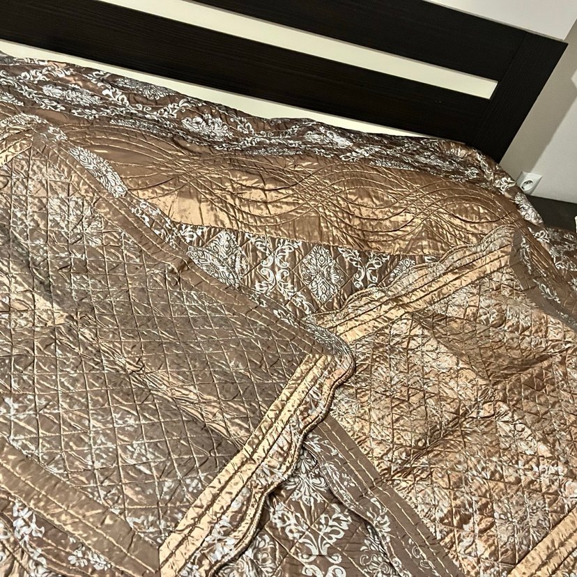 Metalik Kahverengi yeşil arası gümüş desenli Yatak Örtüsü - Görsel 5