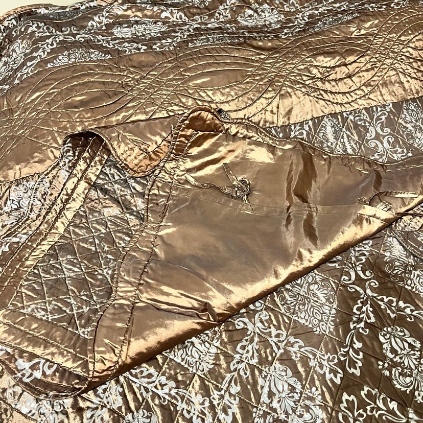 Metalik Kahverengi yeşil arası gümüş desenli Yatak Örtüsü - Görsel 4