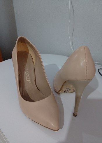 Bej Stiletto Topuklu Kadın Ayakkabı - Görsel 2