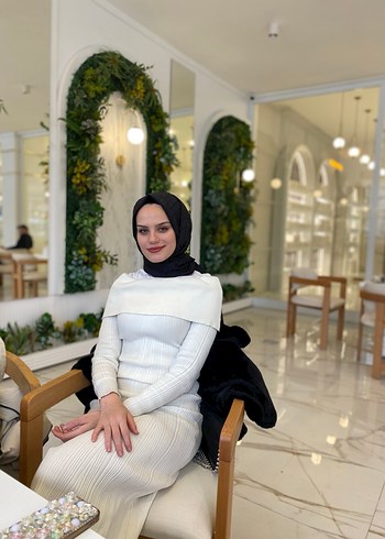 Beyaz Örgü Uzun Elbise - Görsel 3