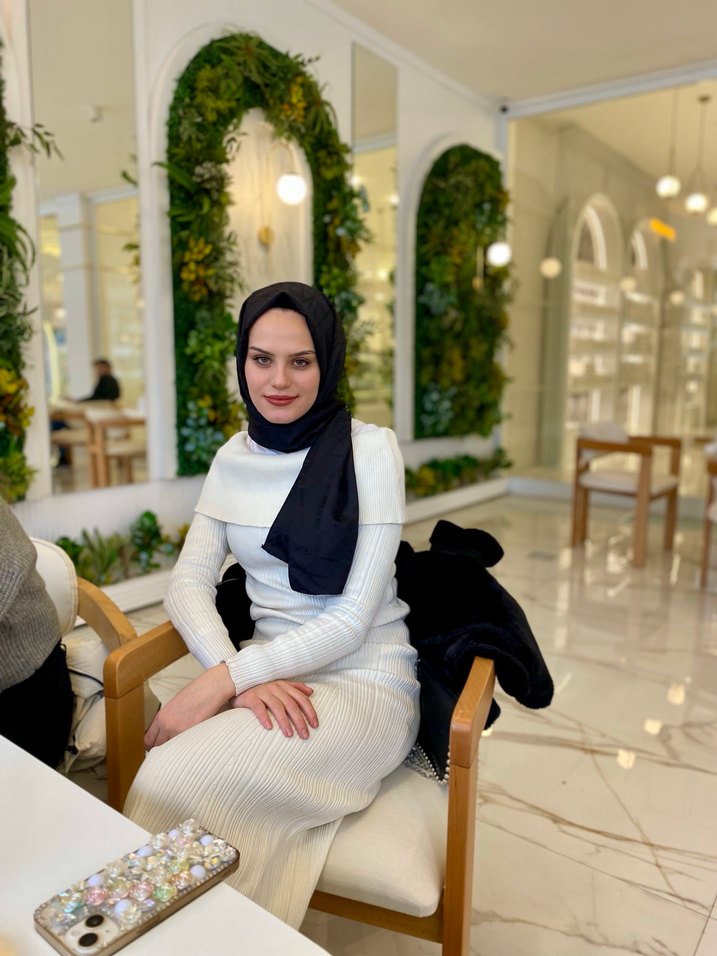 Beyaz Örgü Uzun Elbise - Görsel 2