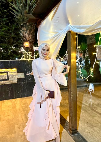 Uzun Kollu Beyaz Saten Tesettür Abiye - Görsel 5