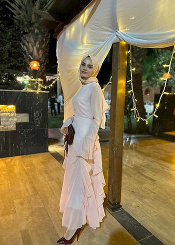 Uzun Kollu Beyaz Saten Tesettür Abiye - Görsel 4