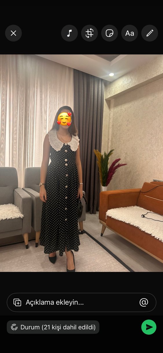 Puantiye Desenli Düğmeli Siyah Midi Elbise - Görsel 2